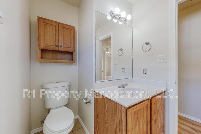 Building Photo - 3473 Martin Meadows Dr NE