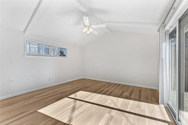 Building Photo - 14791 Dutchmans Dr