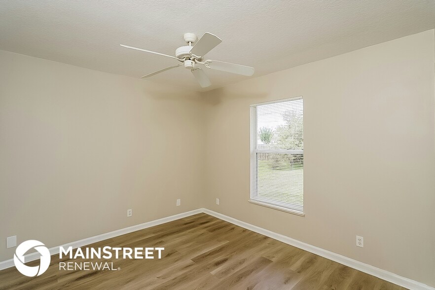 Building Photo - 1273 SW Curtis St