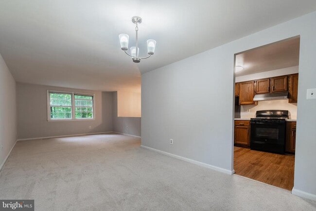 Building Photo - 5146 Bradfield Dr