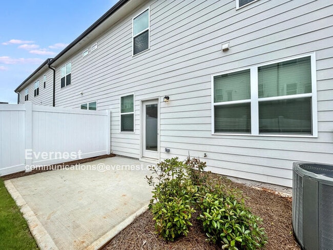 Building Photo - 14 Depot Lndg Wy