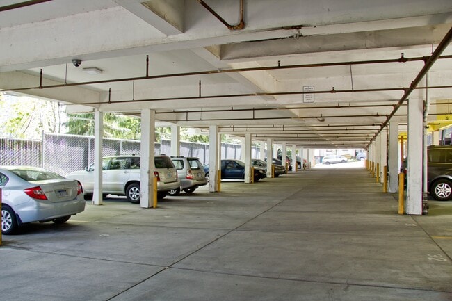 Building Photo - Hoodview Apartments