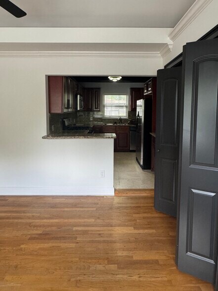 Building Photo - 488 Burlington Road Northeast