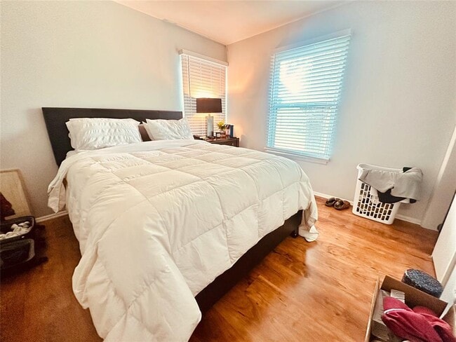 Building Photo - 4803 Everglade Dr