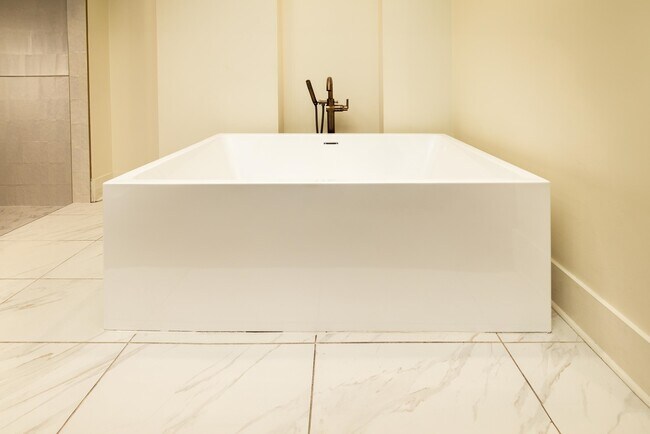 Building Photo - 4167 Meade Village Cv