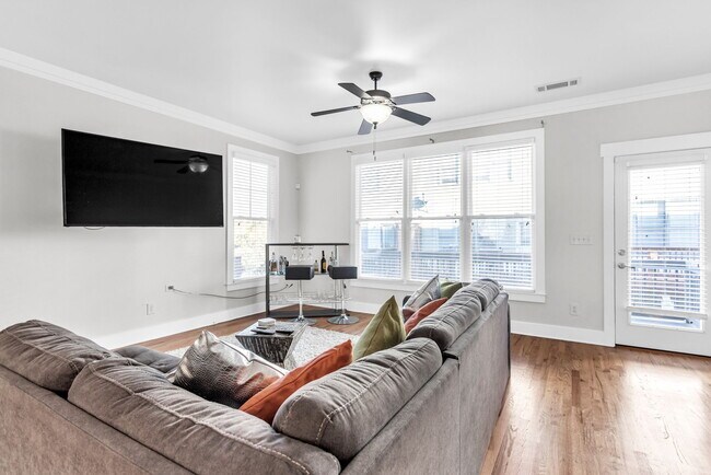 Living Room - 769 Liberty Commons Dr NW