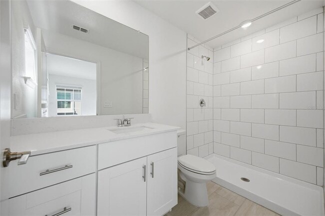 Building Photo - 10848 Fanning Spgs Ln