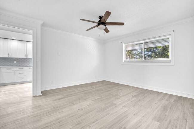 Building Photo - 1015 Spanish River Rd