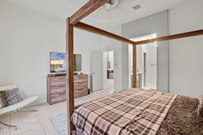 Building Photo - 244 Saltford Pl