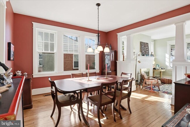 Building Photo - 511 N Fillmore St