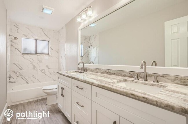 Building Photo - 9406 Pebble Glen Avenue, Tampa, FL, 33647