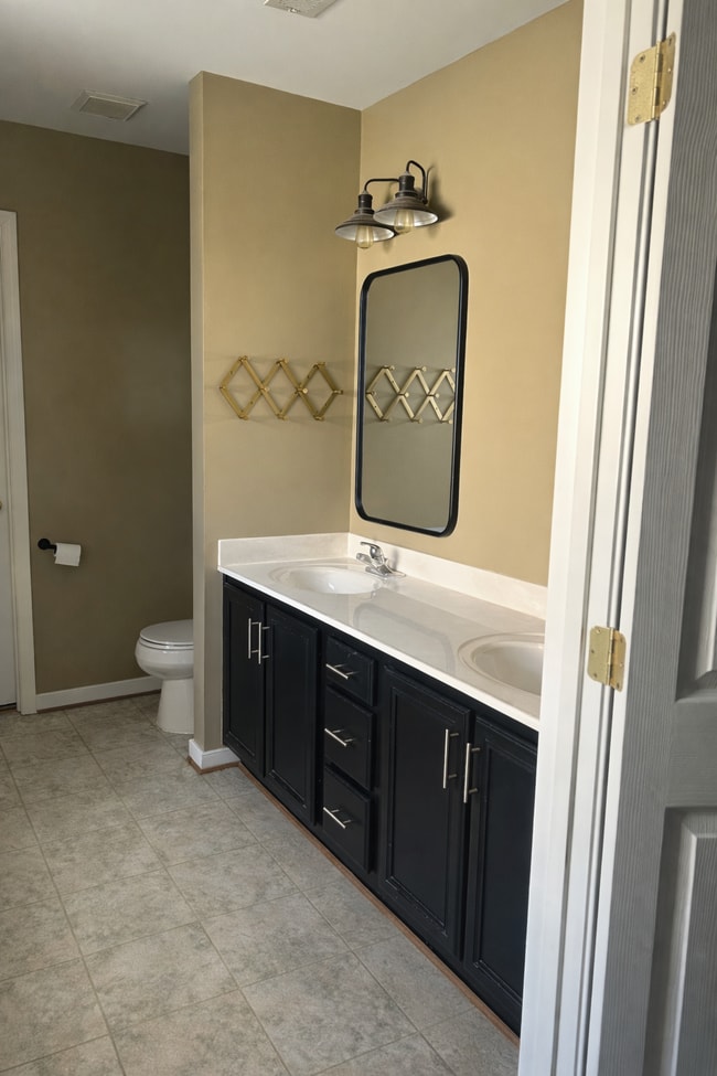 Building Photo - 8906 Sawgrass Pl