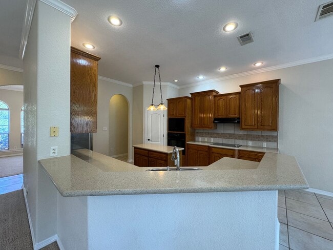 Building Photo - 1712 Iron Jacket Trail