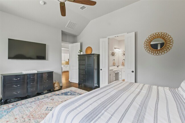 Building Photo - 3608 Meridian Ave