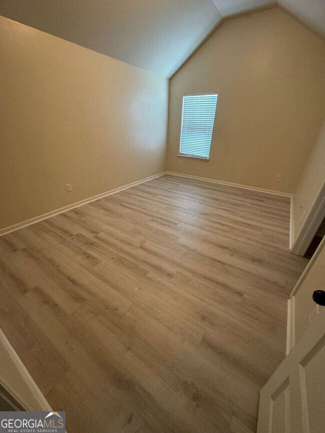 Building Photo - 852 Nevis Way