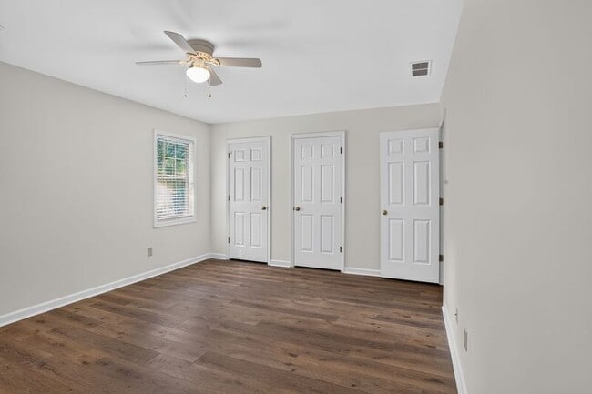 Building Photo - 1055 Westfield Trace