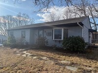 Building Photo - 169 Vermont Ave