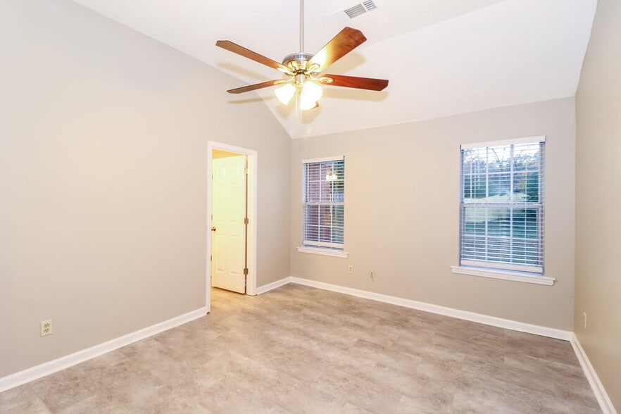 Building Photo - 9294 Morning Garden Cove