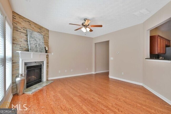 Building Photo - 6098 Allpoint Way