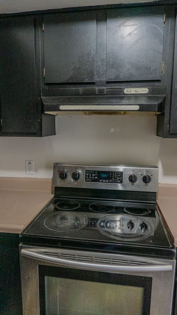 Building Photo - Charming Updated Home in the Heart of Toledo