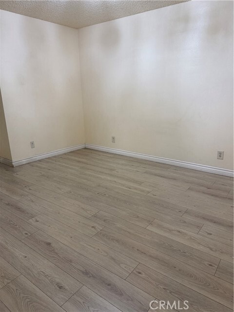 Building Photo - 1175 E 9th St