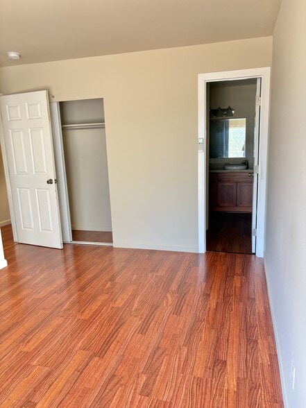 Building Photo - 1029 Hooli Pl