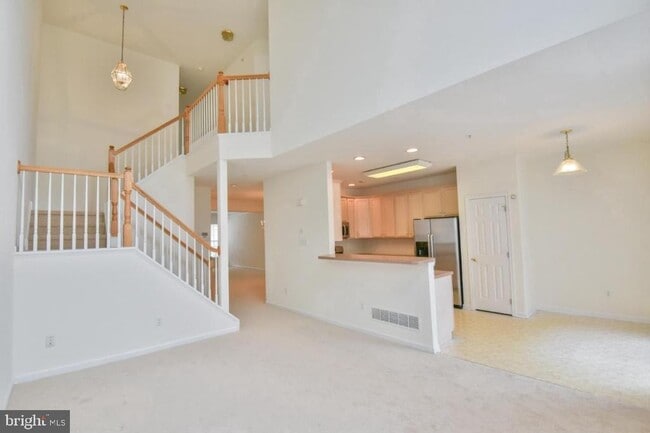 Building Photo - 139 Birchwood Dr