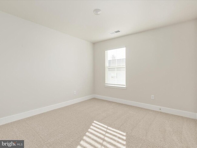 Building Photo - 115 Manasquan Wy