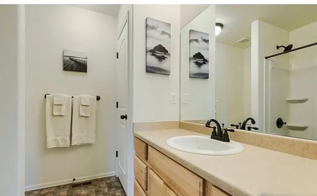 Building Photo - 3454 Godwit Dr