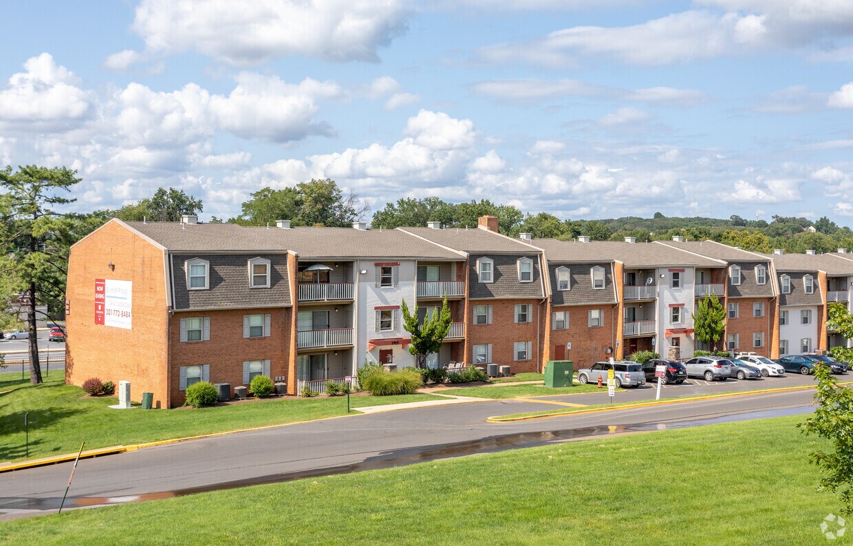 Summer Ridge Hyattsville