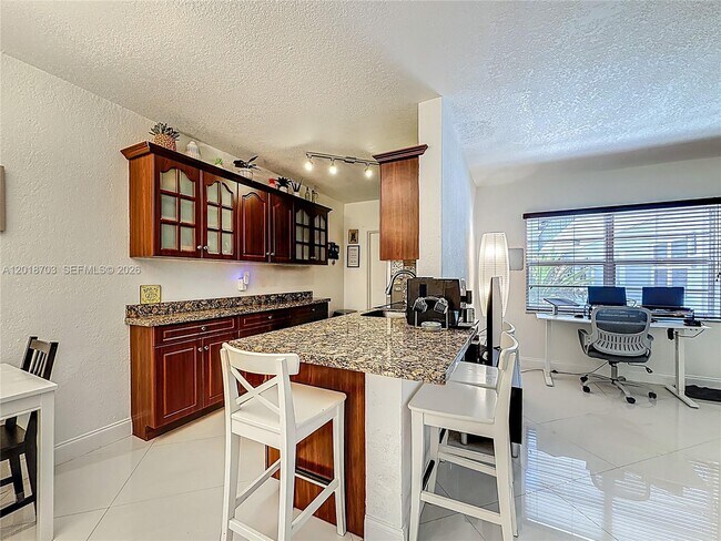 Building Photo - 2600 S Ocean Dr