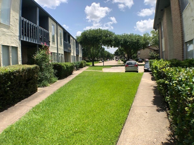 Building Photo - 8370 Jorine Dr