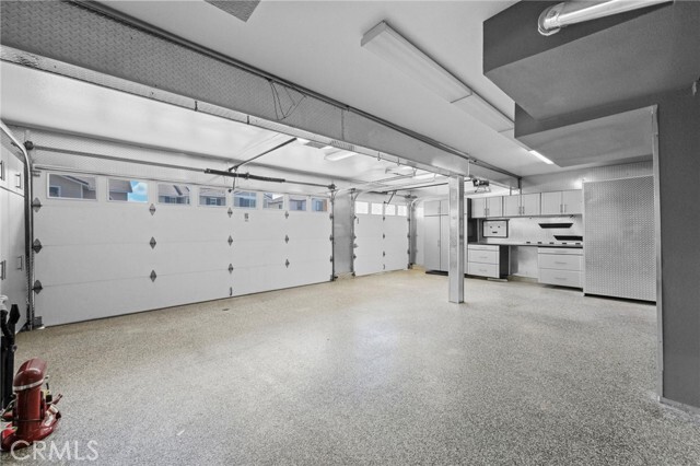 Building Photo - 29 Apache Dr