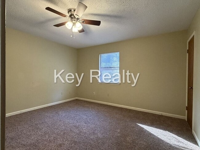 Building Photo - 602 - B Gary K - Pineville