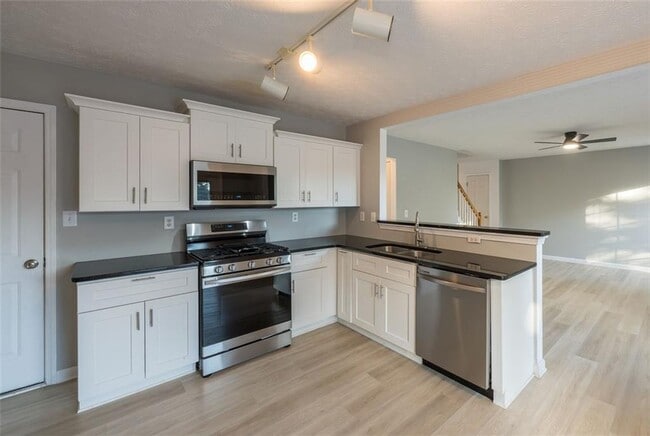 Building Photo - 7040 Magnolia Park Ln NW