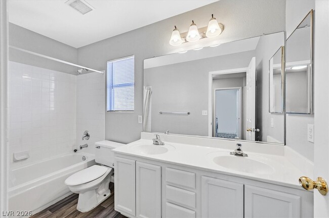 Building Photo - 10609 Austin Bluffs Way