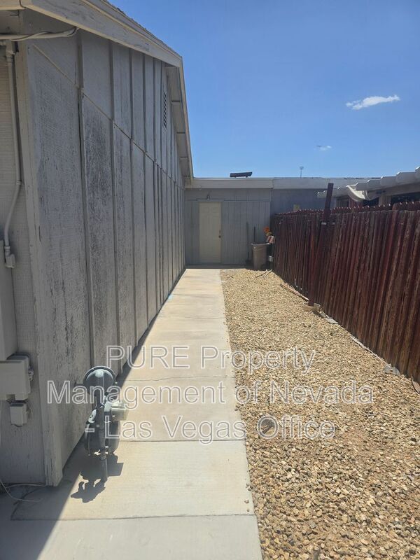 Building Photo - 5934 Via La Contera Dr