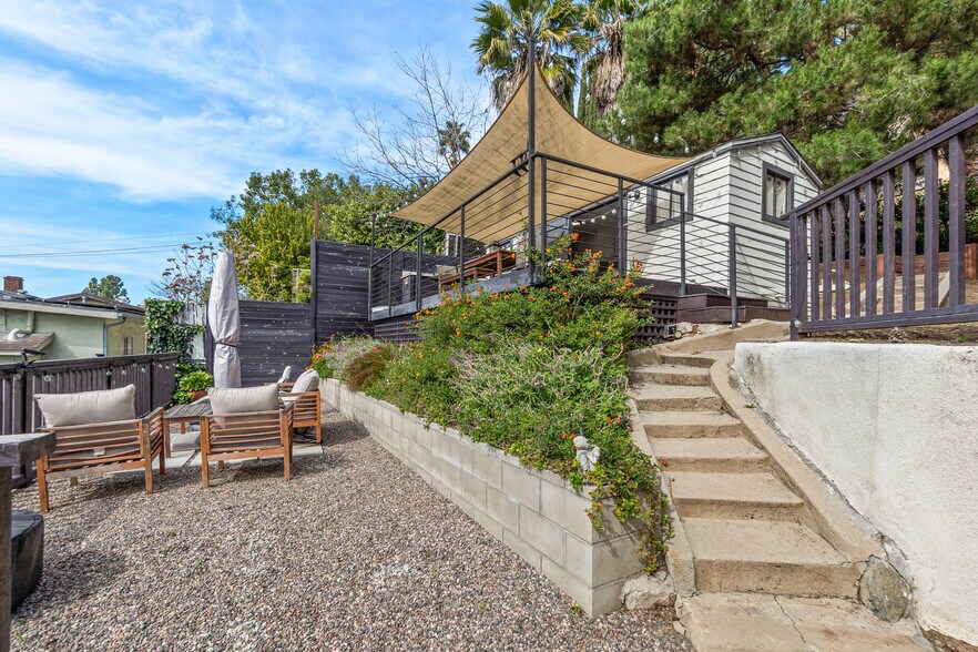 Building Photo - 529 Isabel St