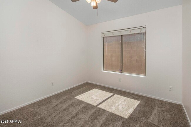 Building Photo - 10307 E Caribbean Ln