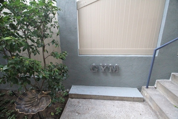 Building Photo - 720 S Elvira Ave
