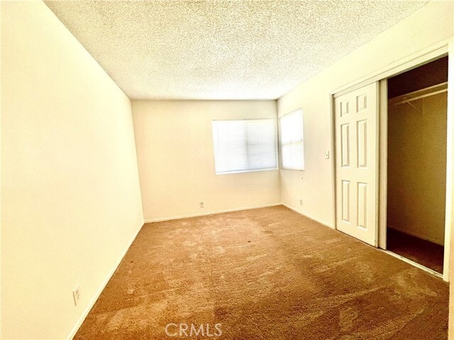 Building Photo - 513 Bayport St