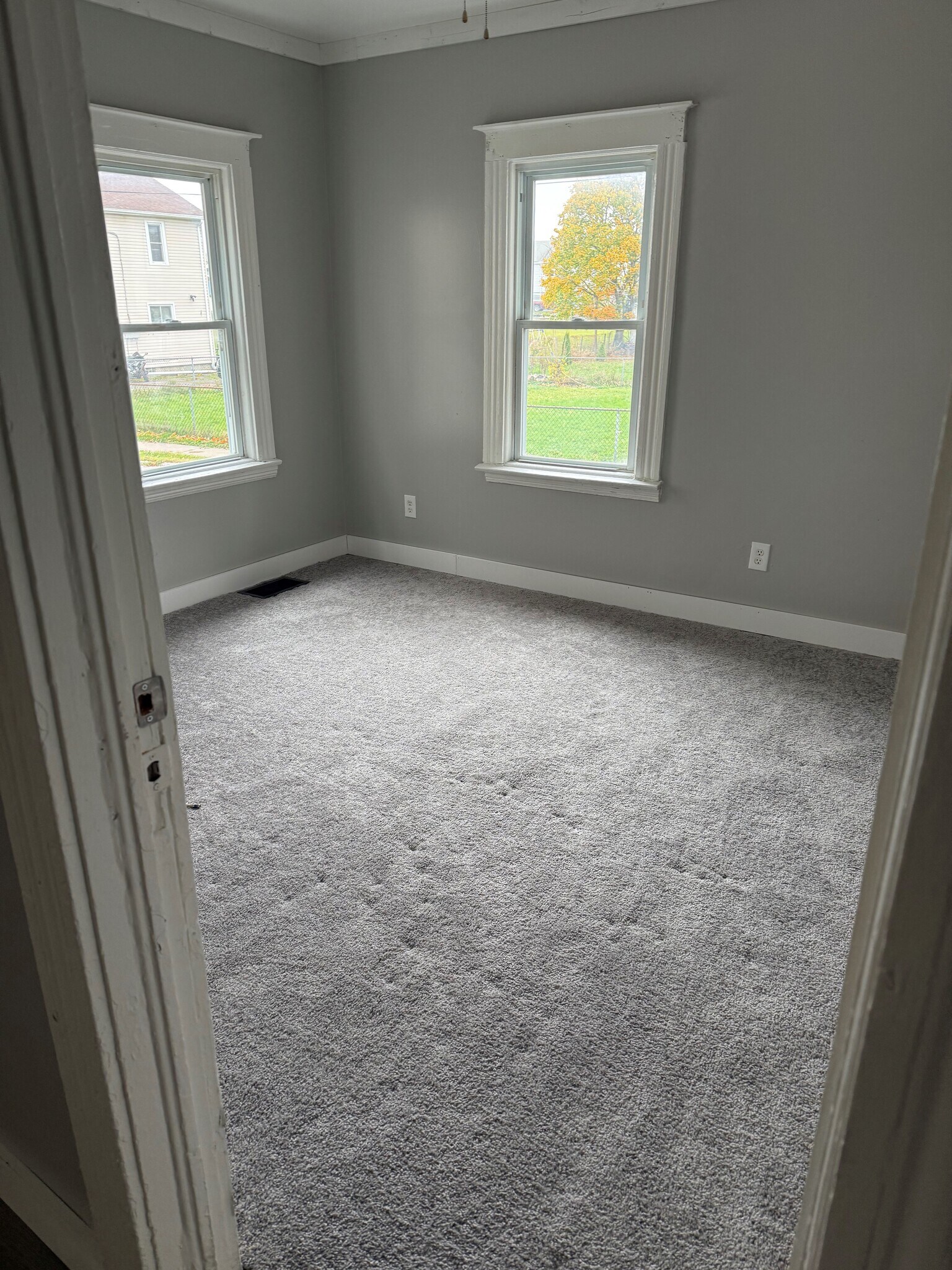 BED - 101 Watson St