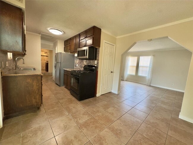 Building Photo - 4503 E Stassney Ln