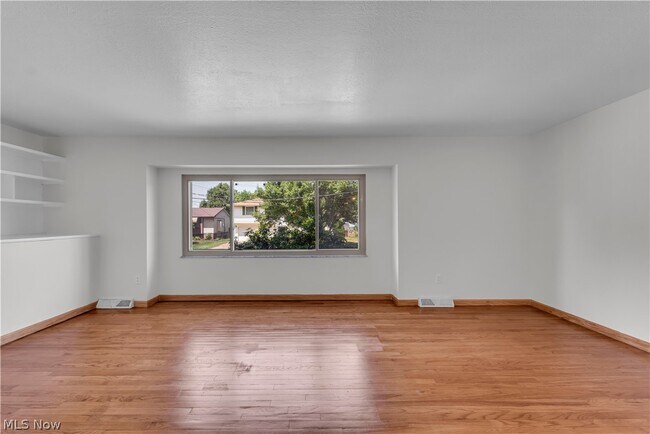 Building Photo - 13575 Starlite Dr