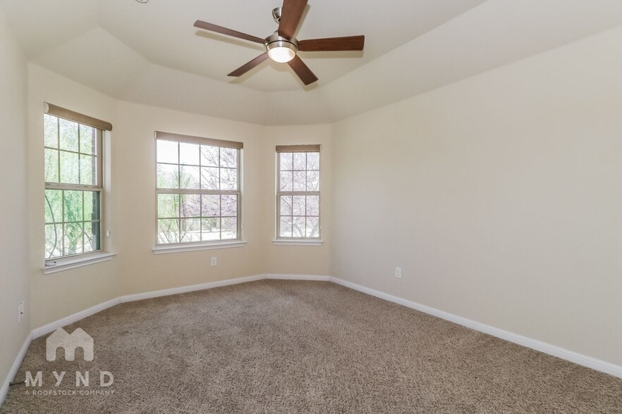 Building Photo - 18401 Rio Chama Ln