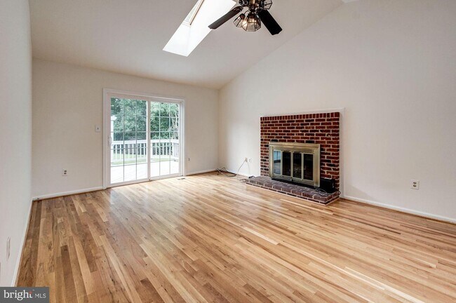 Building Photo - 13700 Pendelton st