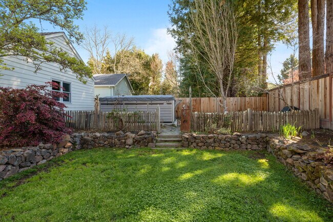 Building Photo - 8161 Ragle Pl