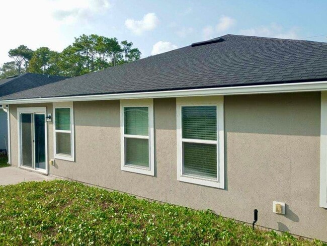 Building Photo - Excellent 3 Bedroom 2 Bath House for Rent. Best Part of Town near Everything!