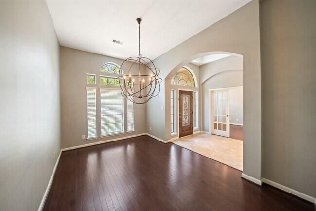 Building Photo - Move-in Ready!  Beautiful Perry Home One Story Home!