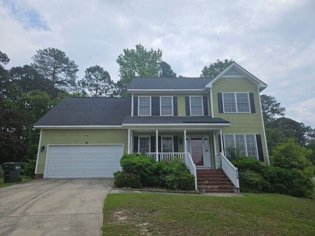Primary Photo - 4 Bedroom, 2.5 Bath Home Located in the Es...